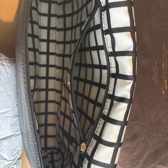 Kate Spade Pebbled Leather Bag - Picture 6 of 8